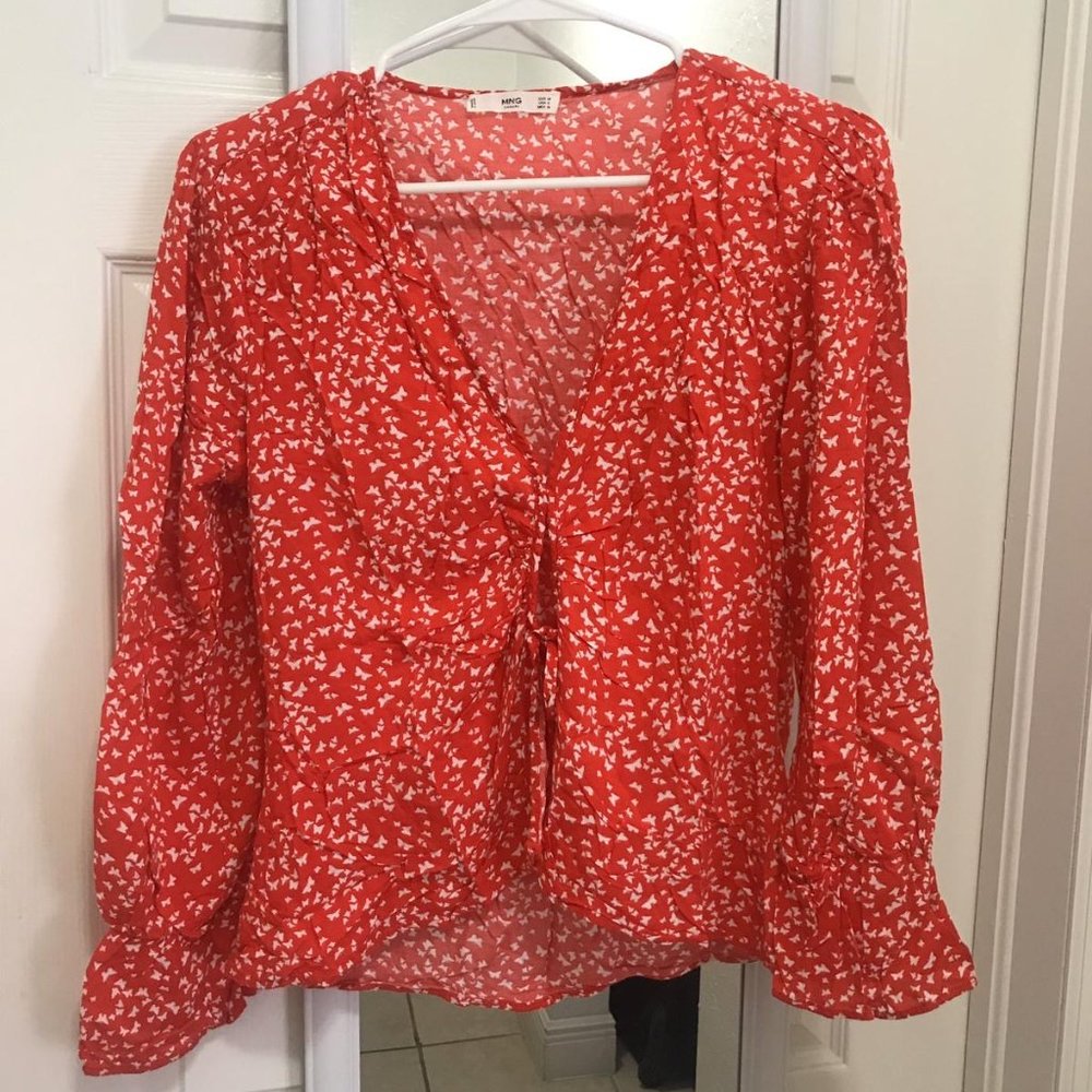 Cute and Sexy Mango red and white top, size Medium